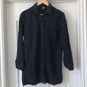 GAP BODY green blue & red Christmas PJ top.